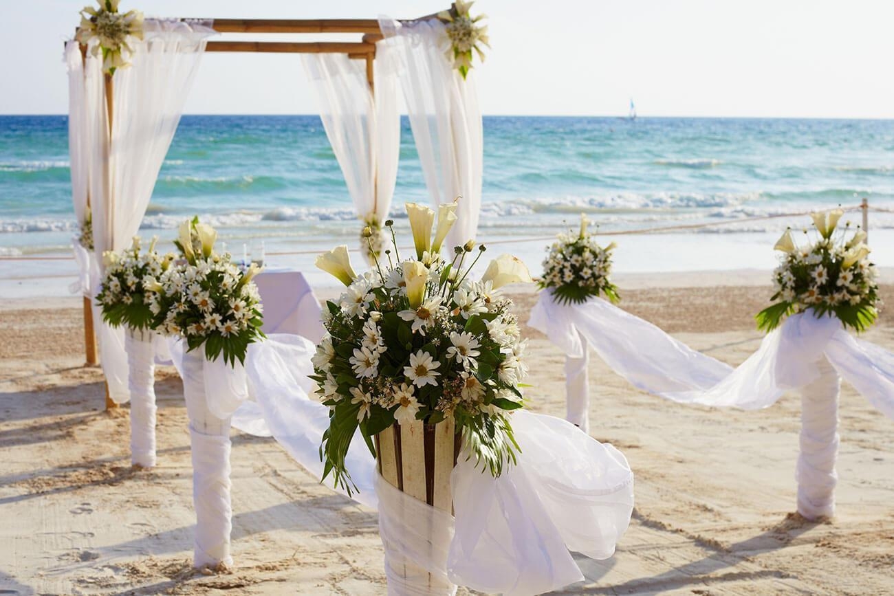 Puglia sposarsi in spiaggia Puglia getting married on the beach