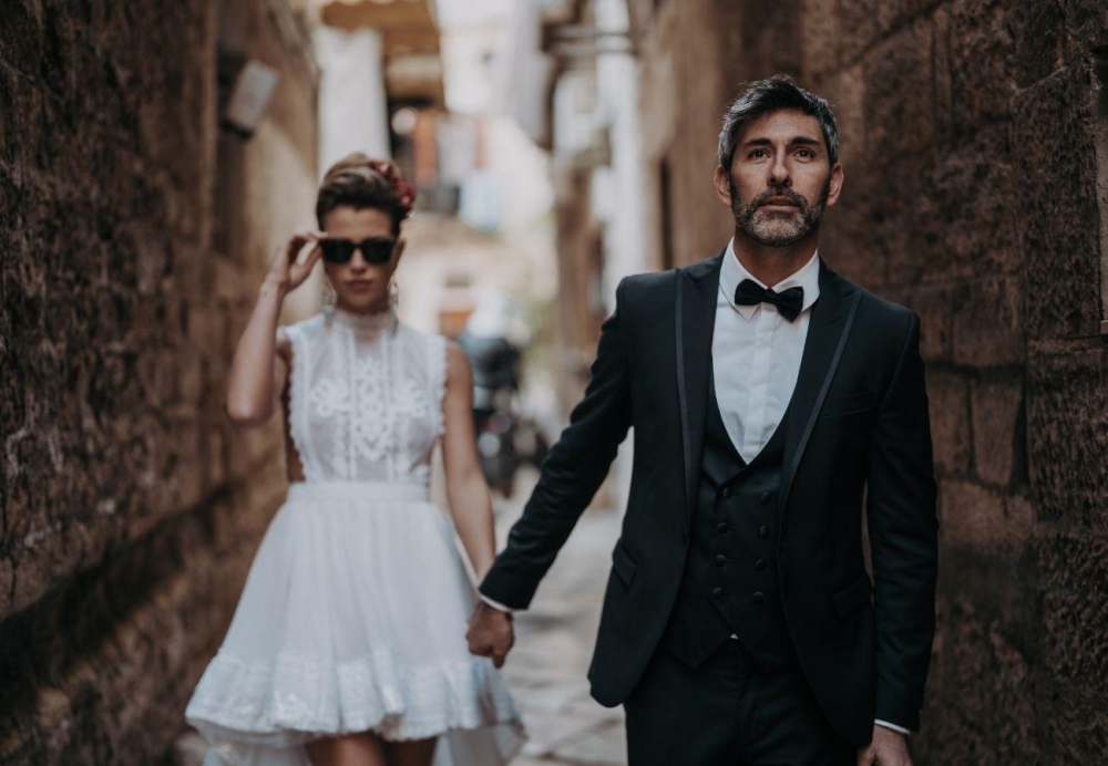 storyteller wedding photographer