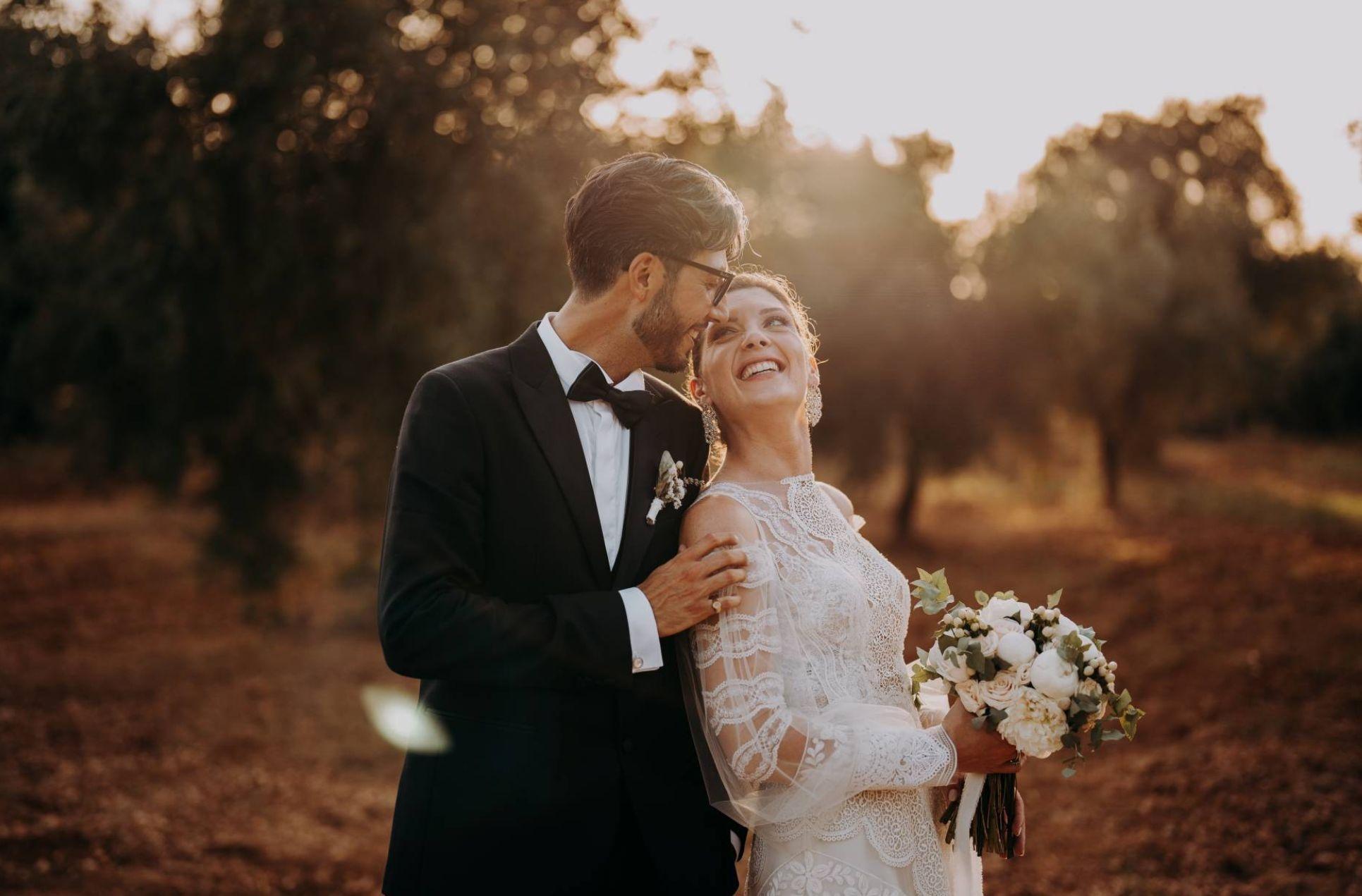 couple wedding vendors want to work with