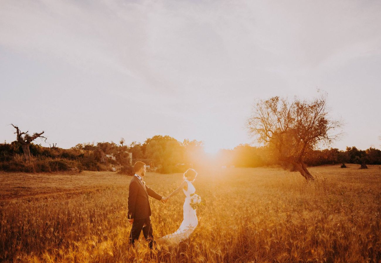 vestirsi ad un matrimonio ad aprile