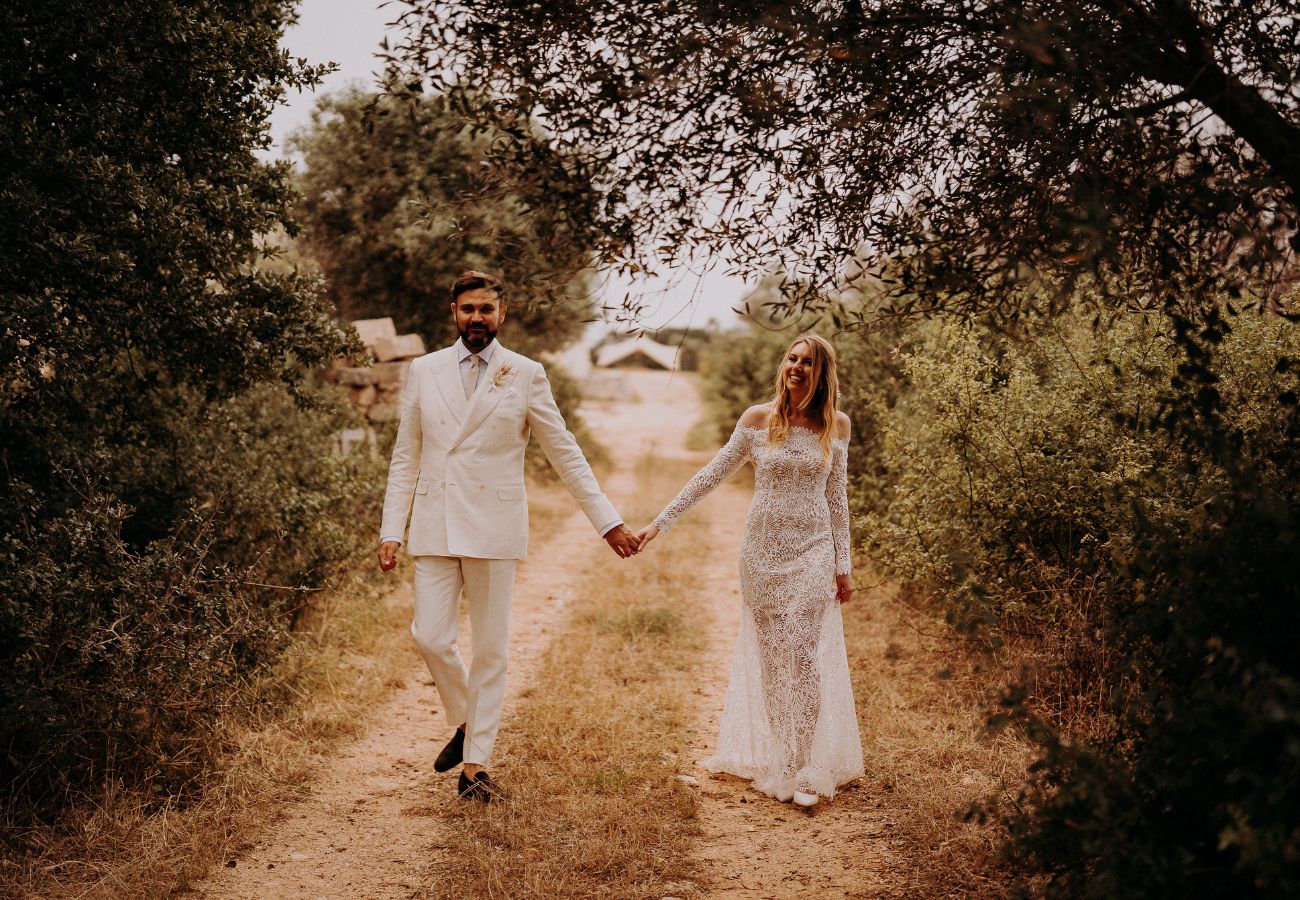 destination elopement weddings
