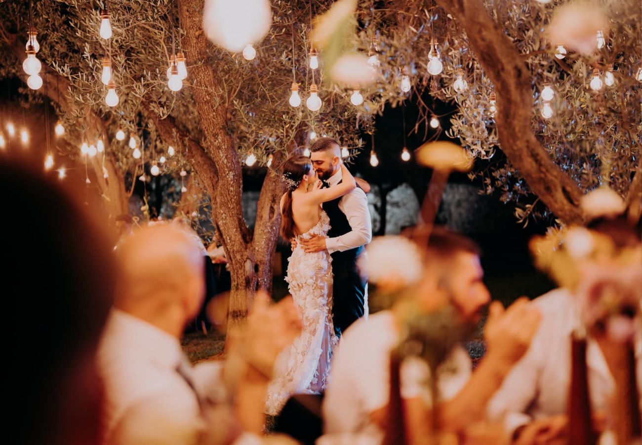 style of wedding flowers
