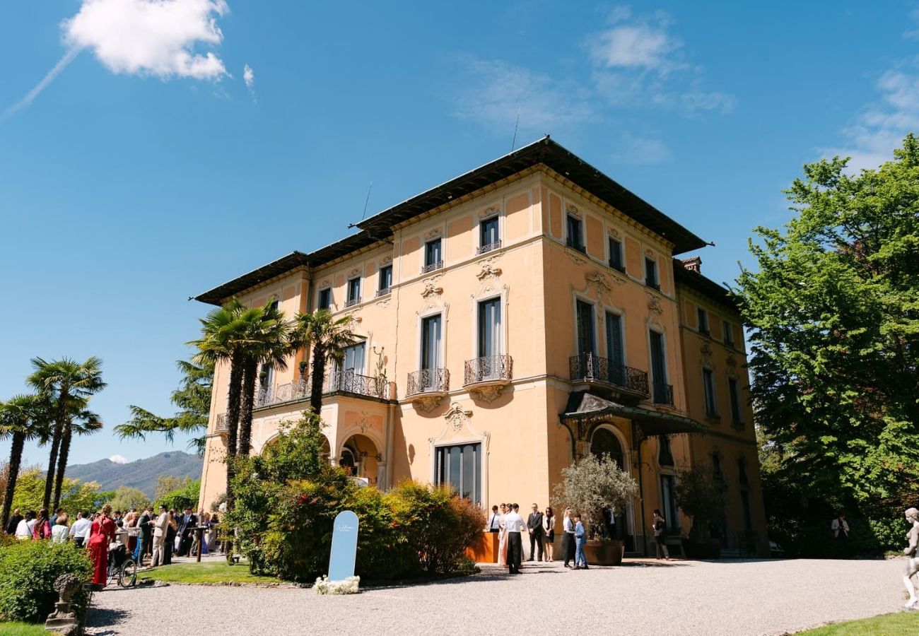 wedding lake como cost