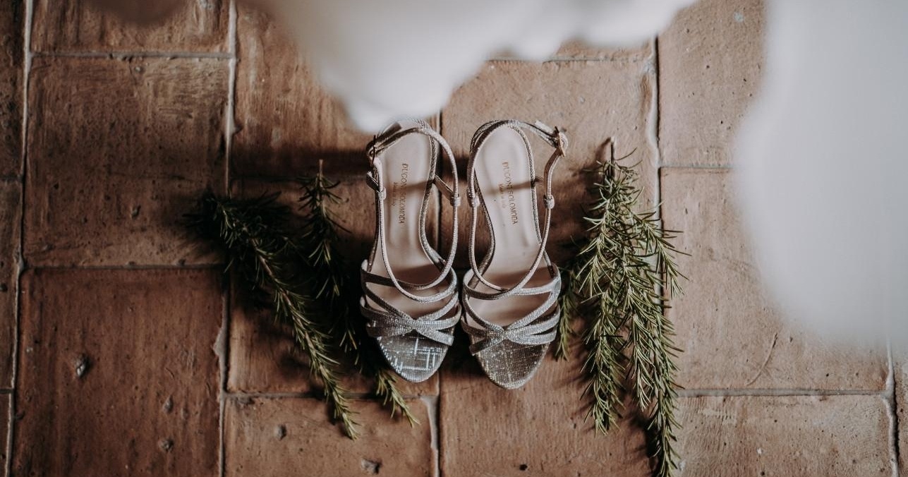 preparation bride during the wedding
