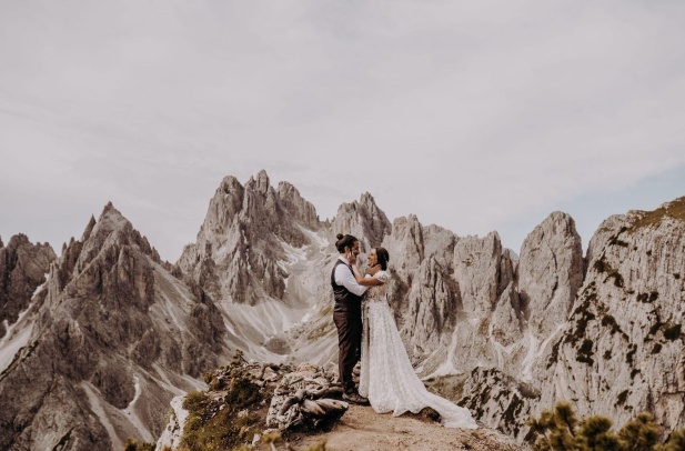 Wedding dolomites