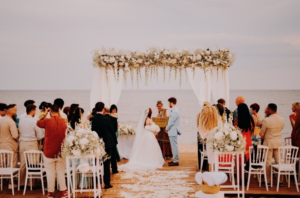 Come Organizzare un Matrimonio sulla Spiaggia?