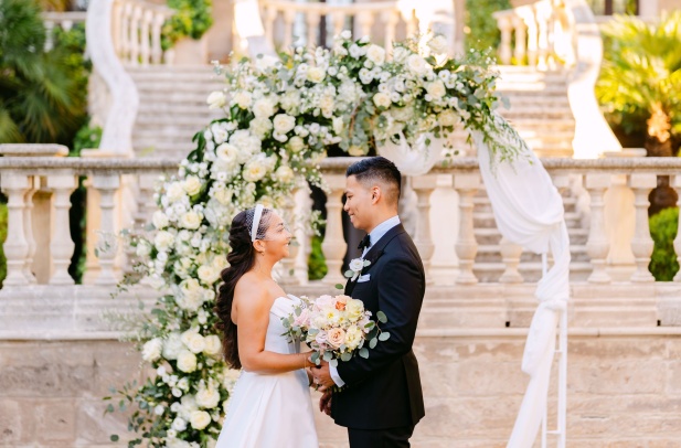 Matrimonio a Castello Monaci: Eleganza, Luce e Romanticismo nel Cuore del Salento