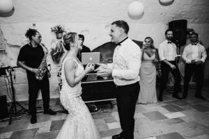 wedding-at-the-castle-of-monopoli150_original